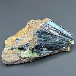 M709 Vivianite