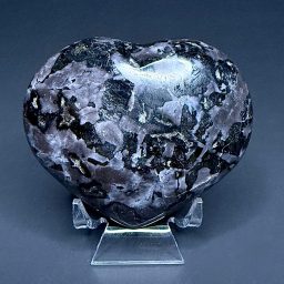 H519 Mystic Merlinite Heart