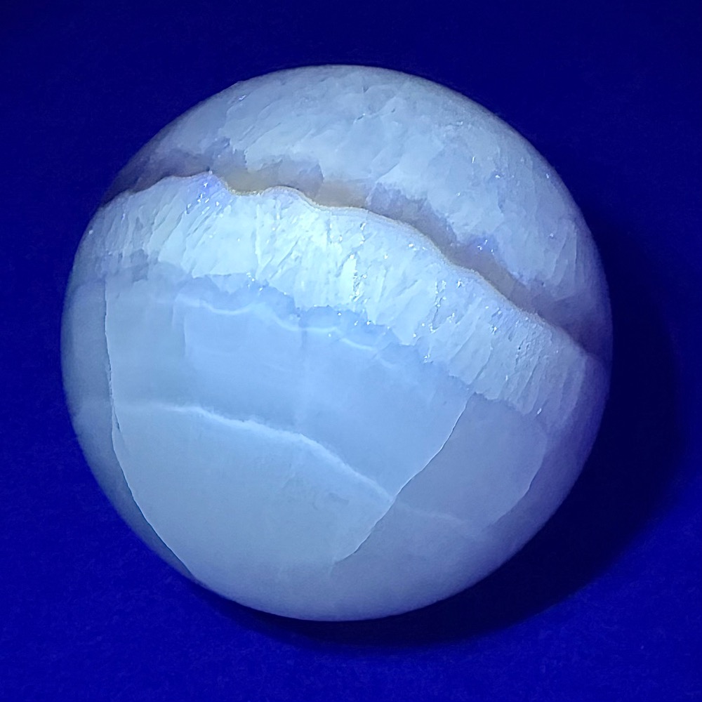 SP606 Aragonite Sphere