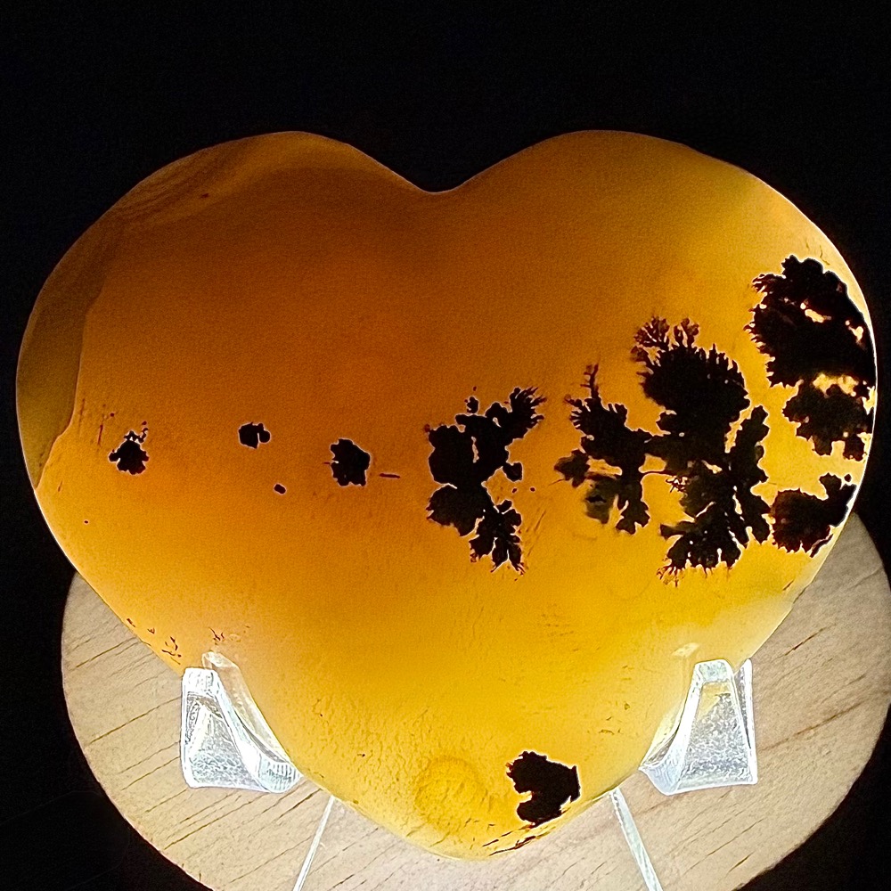 H407 Blackskin Agate Heart