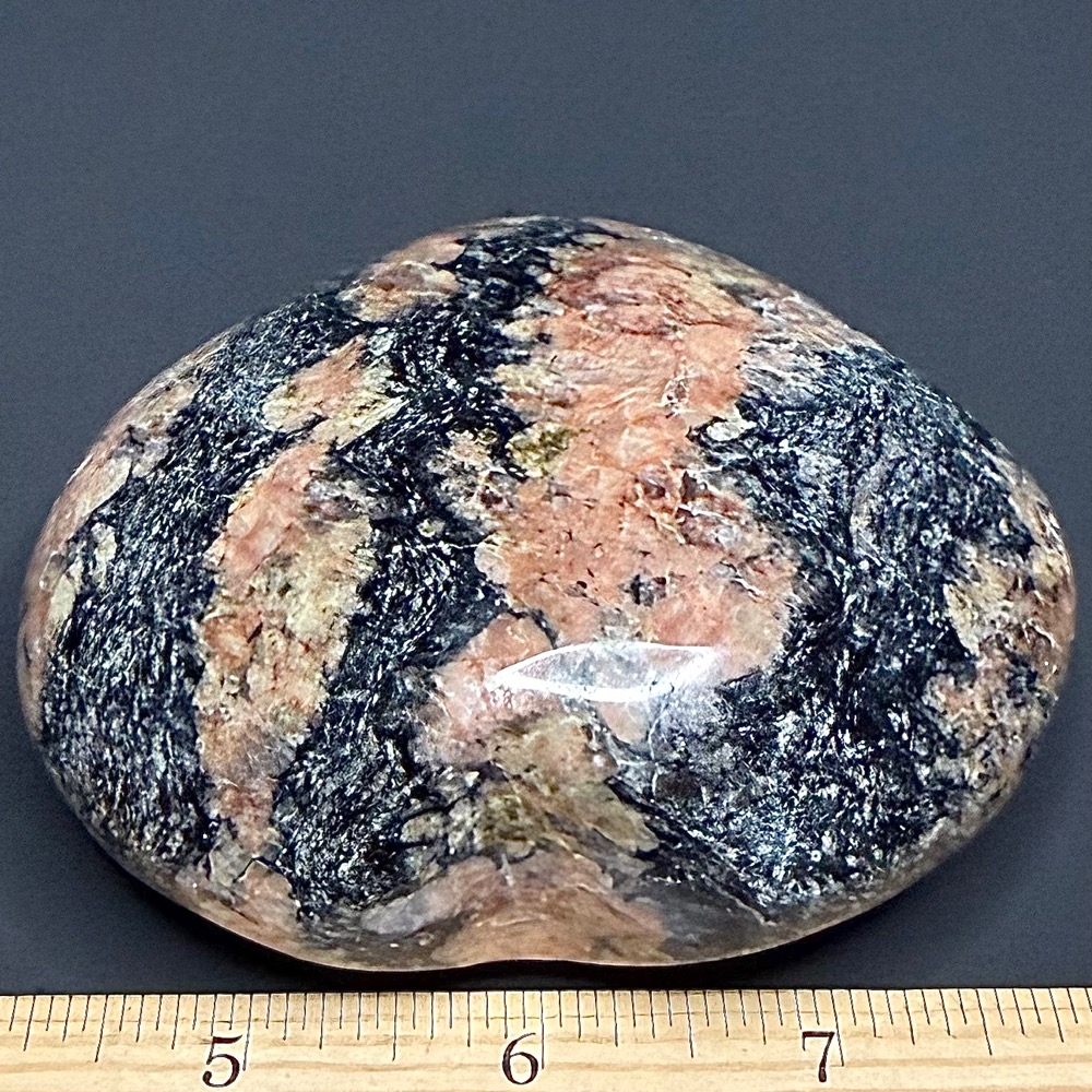 H516 Granite Heart