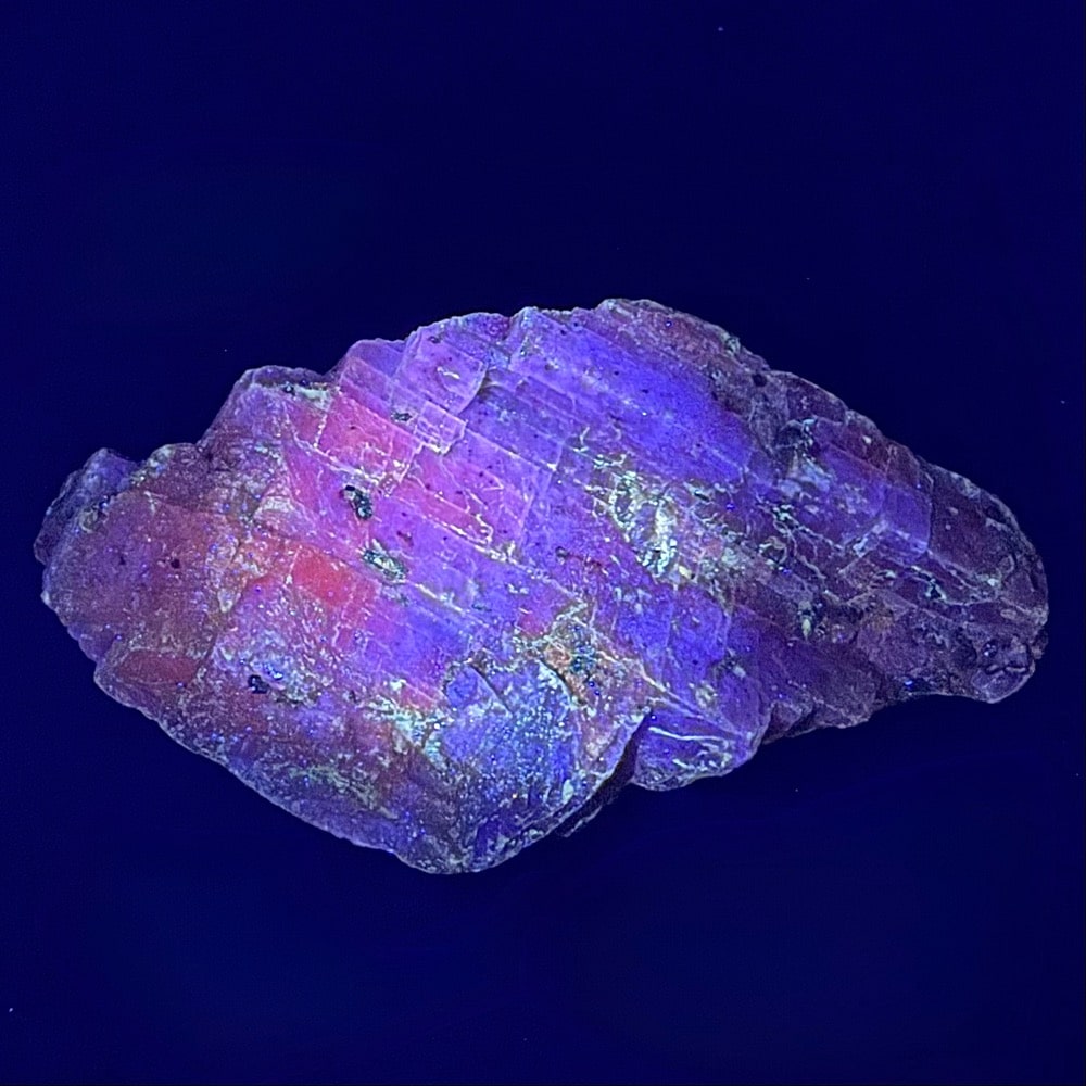 M814 Franklinite - Willemite -Calcite - Image 6