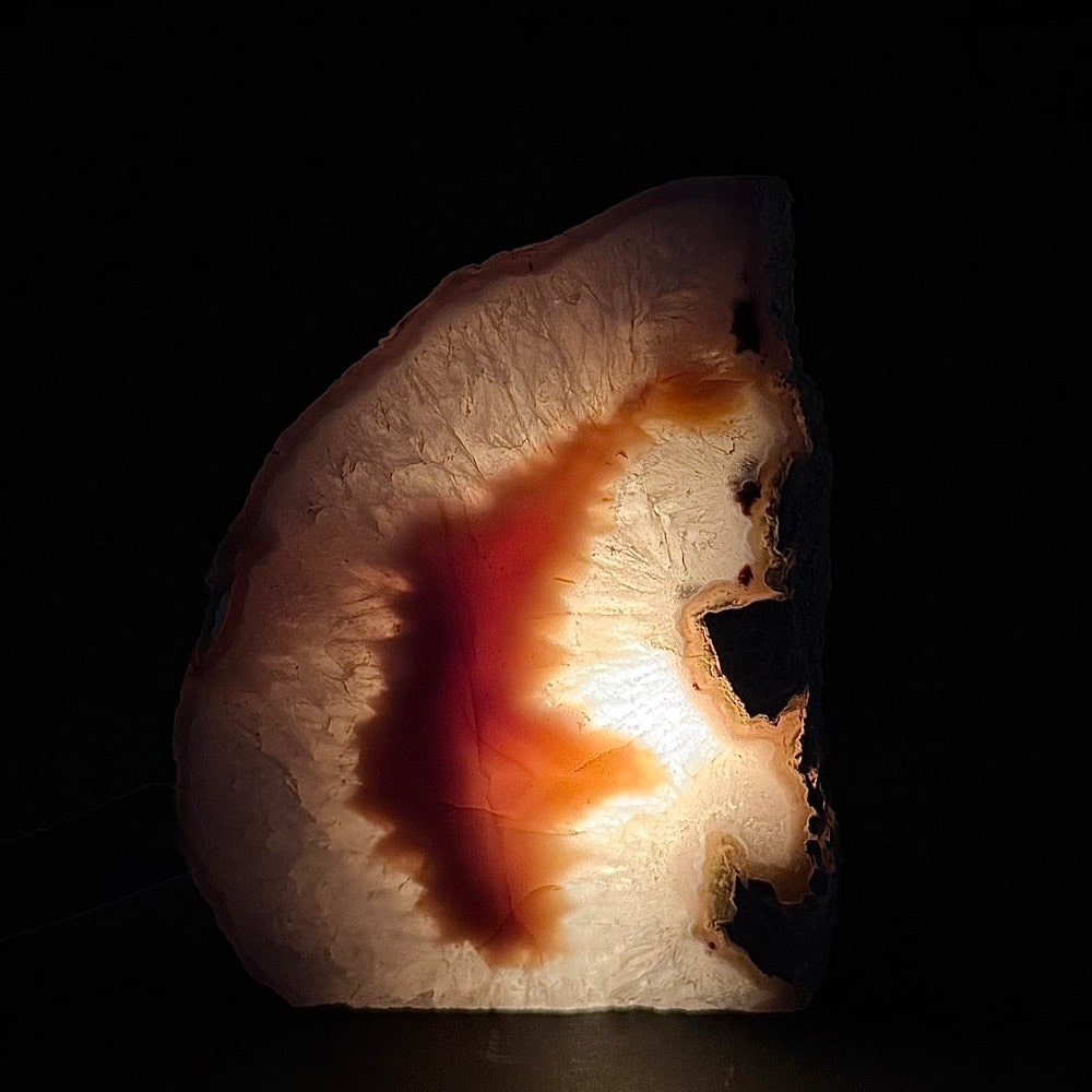 LT204 Brazilian Agate Lamp