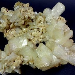 M418 Stilbite and Apophyllite