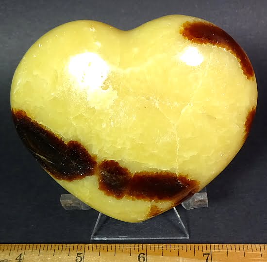 Septarian carved Heart from Madagascar