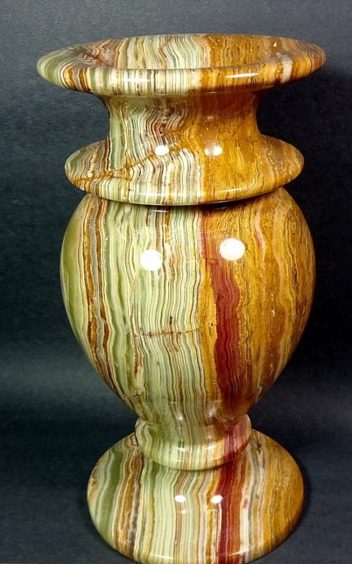 vase made from Onyx from Pakistan