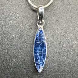PN305 Kyanite